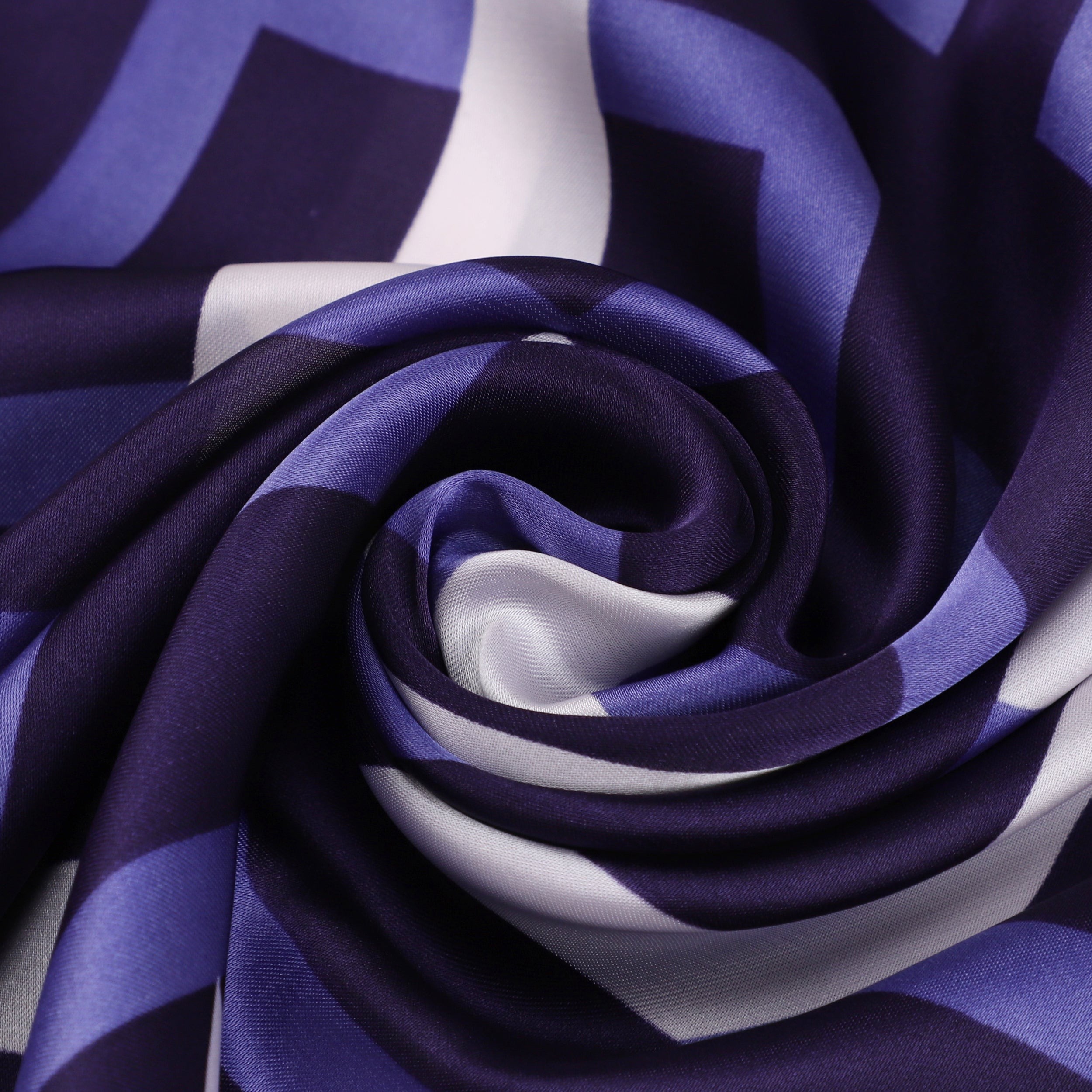 Carré de Soie ALPHABET Violet 100% Soie 60x60cm