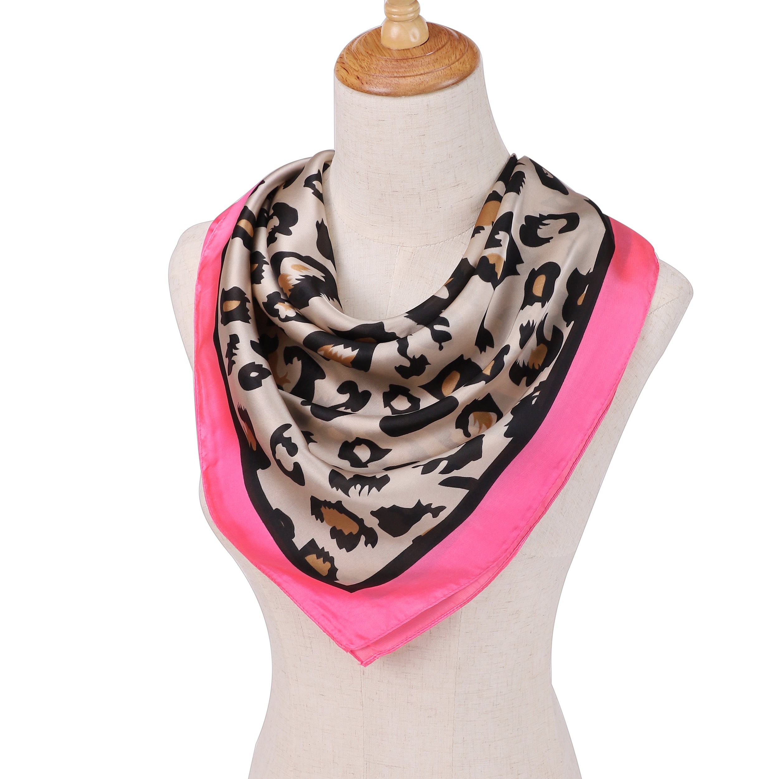 Carré de Soie PANTHER Rose 100% Soie 60x60cm