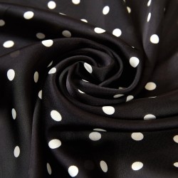 Carré touché soie LAST POINT Noir Polyester 60x60cm