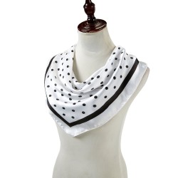 Carré touché soie LAST POINT Blanc Polyester 60x60cm