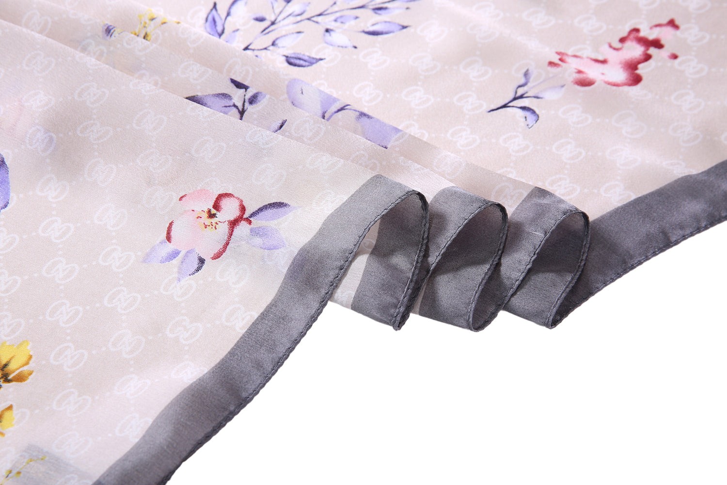 Etole de Soie Beige Flower Nana Rose pale 100% Soie 180x90cm