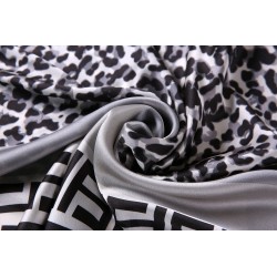 Étole de Soie Black Léopard Double F Noir 100% Soie 180x90cm
