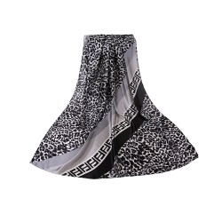 Étole de Soie Black Léopard Double F Noir 100% Soie 180x90cm