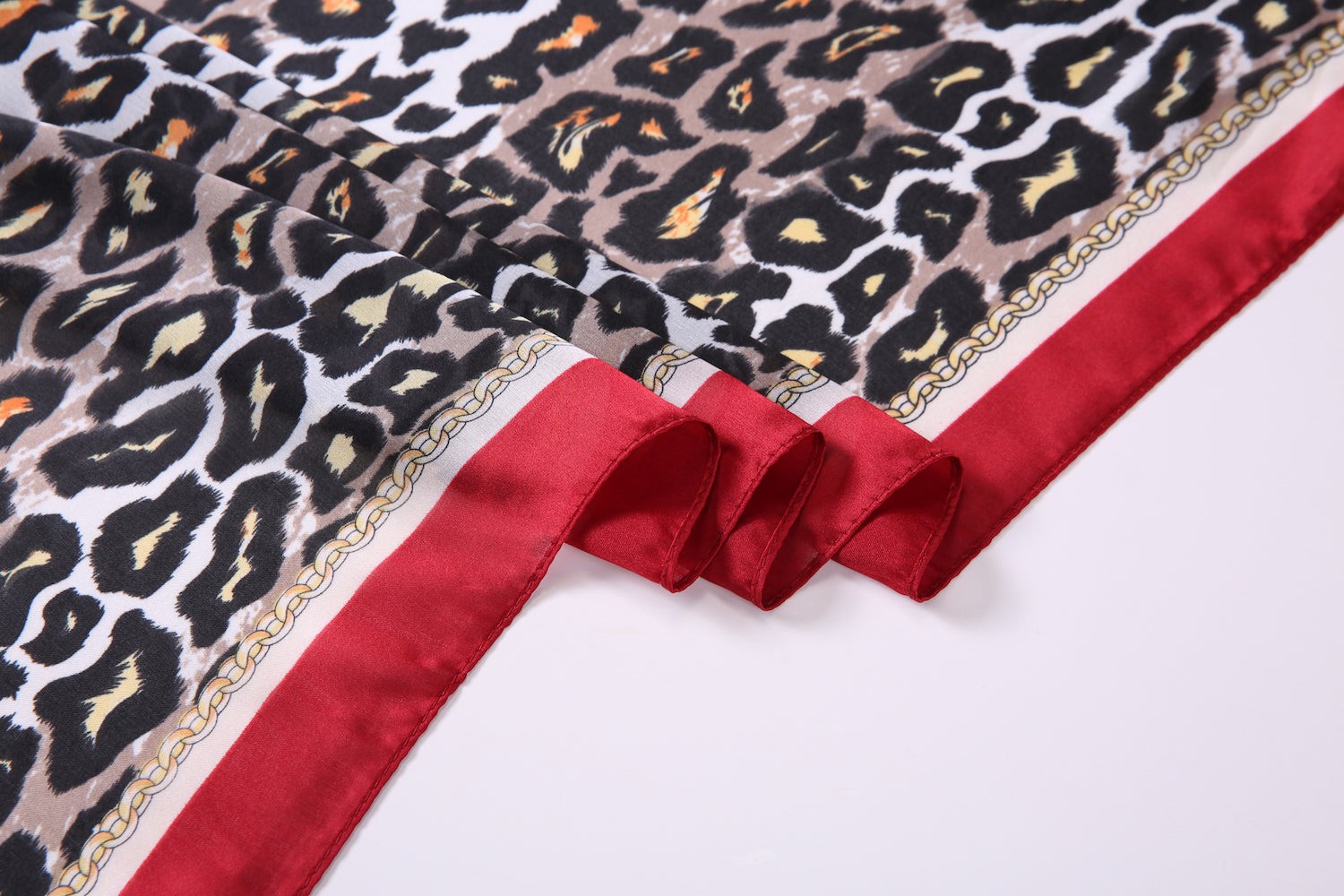 Étole de Soie Red Léopard Full Rouge 100% Soie 180x90cm