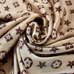 Foulard touché soie PANTER CORNER Beige