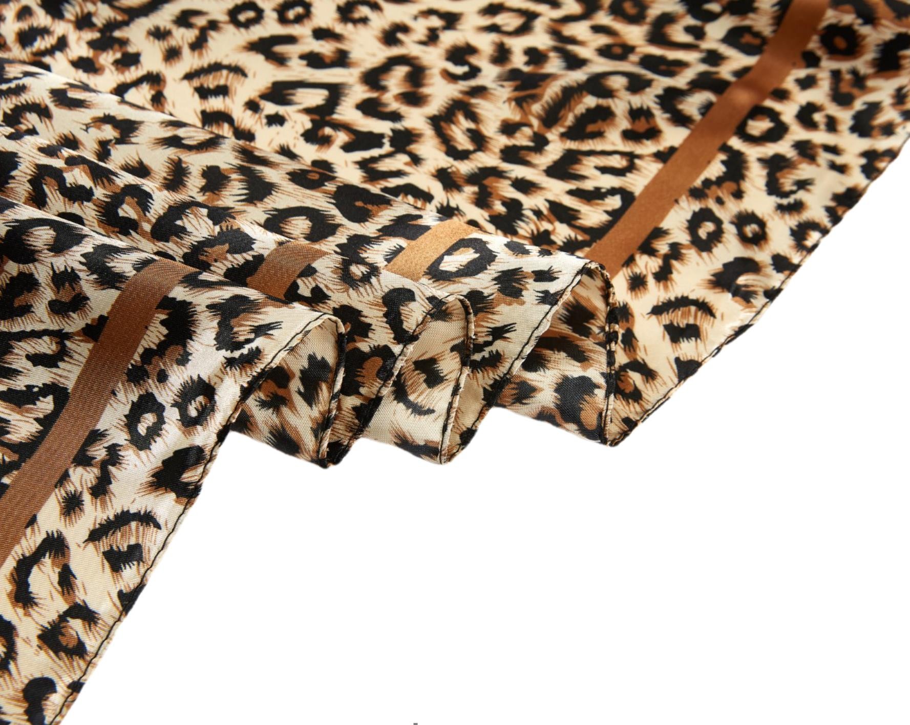 Grand carré de Soie Panther Original Zoé marron 100% Soie 90x90cm