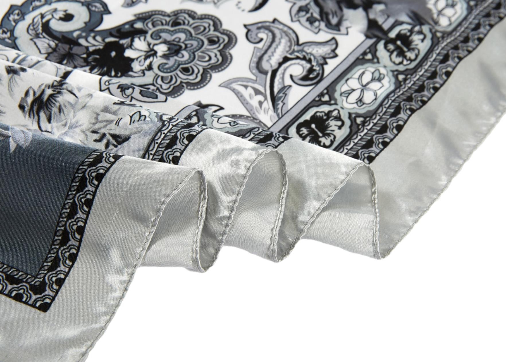 Grand carré de Soie White Grey Bandana Zoé Blanc 100% Soie 90x90cm