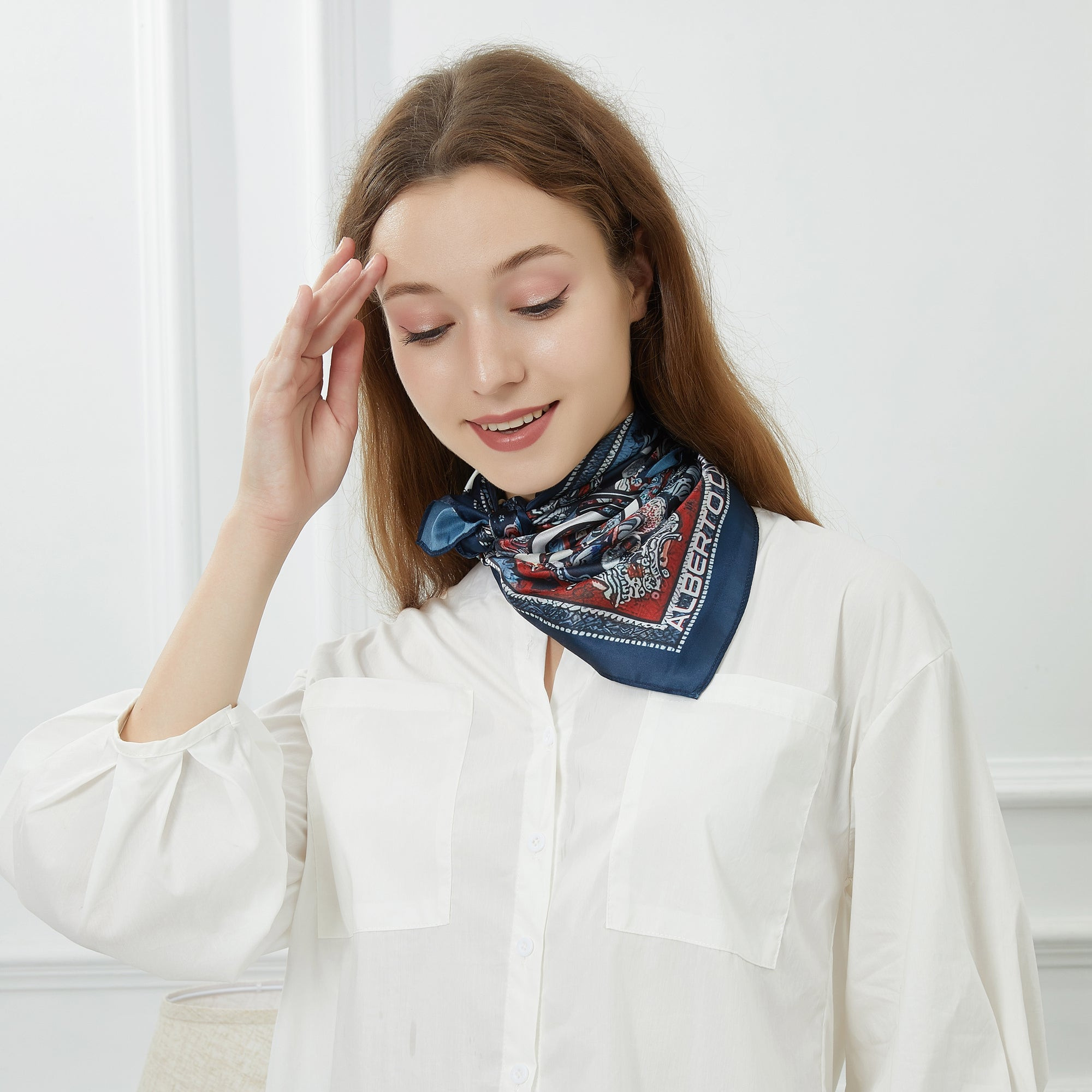 Petit carré de soie Bandana Horse Cléo