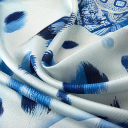 Carré de soie Grand Blue Tiger Bleu 100% Soie 90x90cm